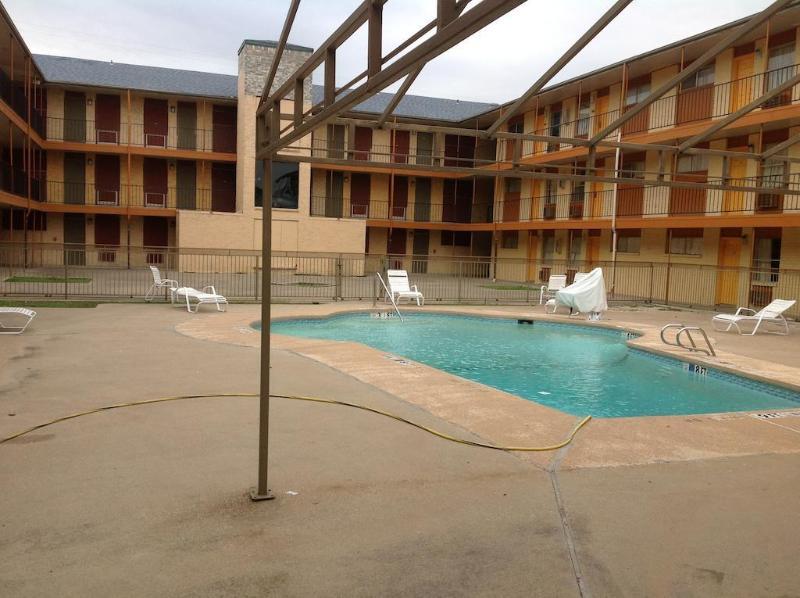 Express Inn Fort Worth Ngoại thất bức ảnh
