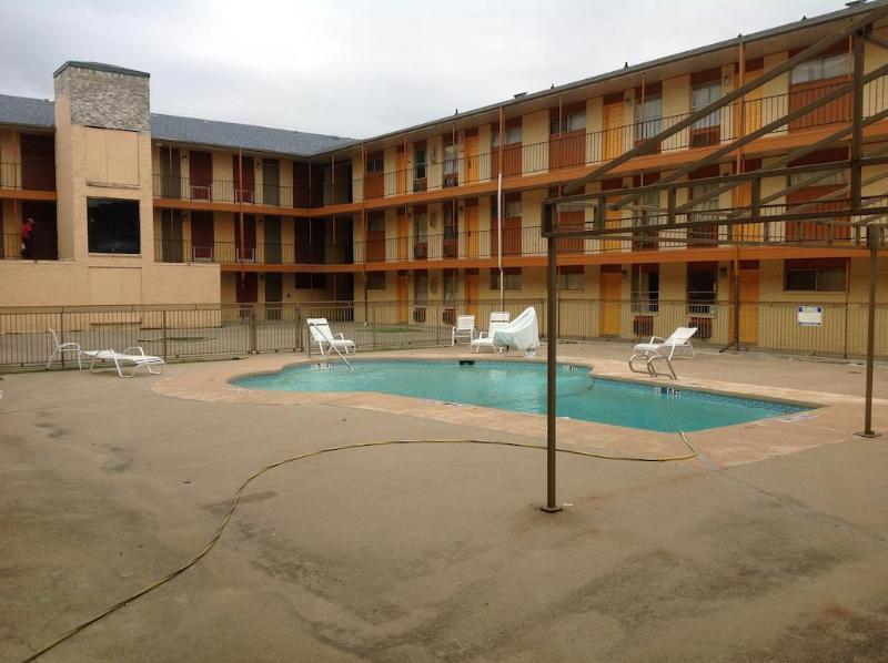 Express Inn Fort Worth Ngoại thất bức ảnh
