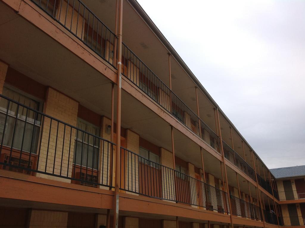 Express Inn Fort Worth Ngoại thất bức ảnh