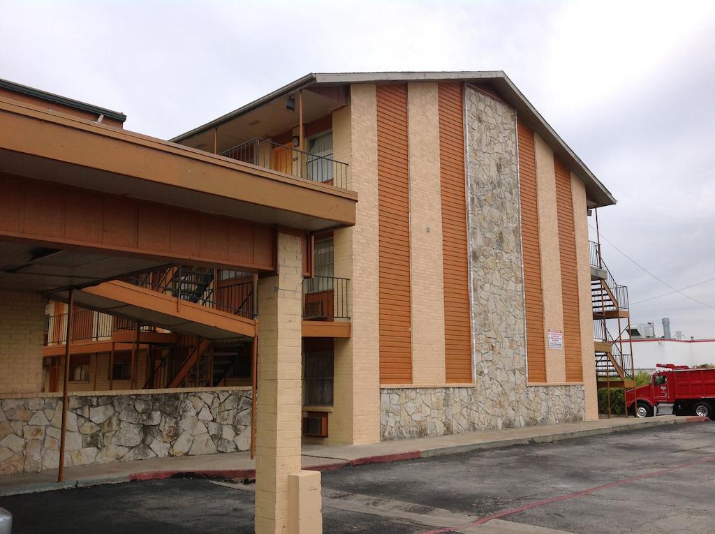 Express Inn Fort Worth Ngoại thất bức ảnh
