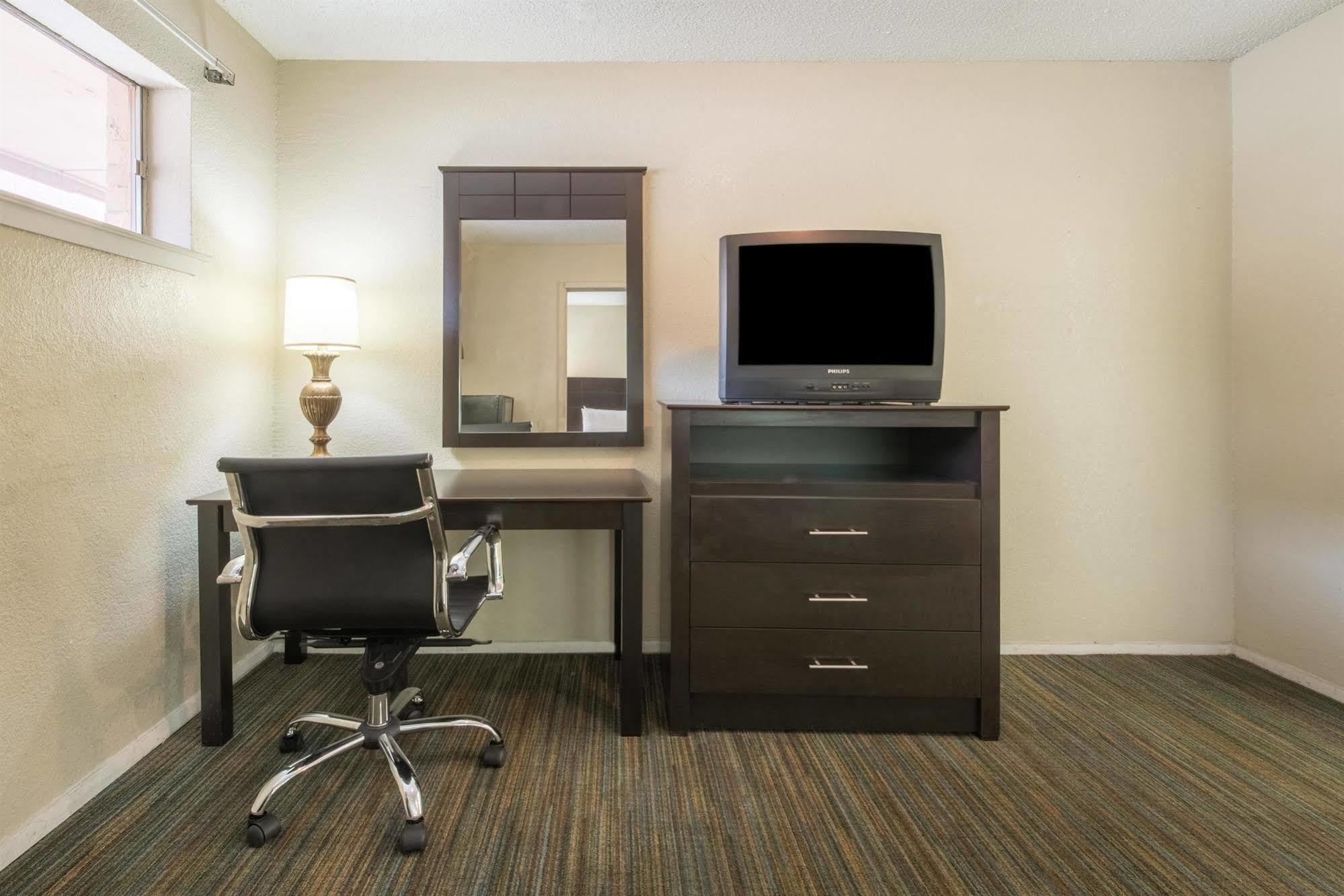 Express Inn Fort Worth Ngoại thất bức ảnh